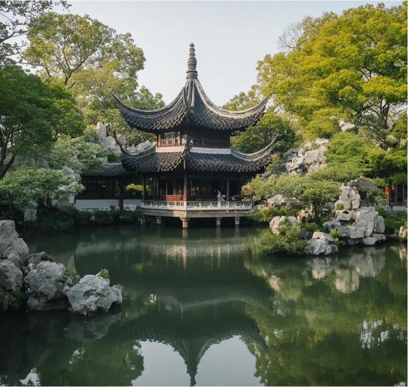 伊犁地区平蝶餐饮有限公司